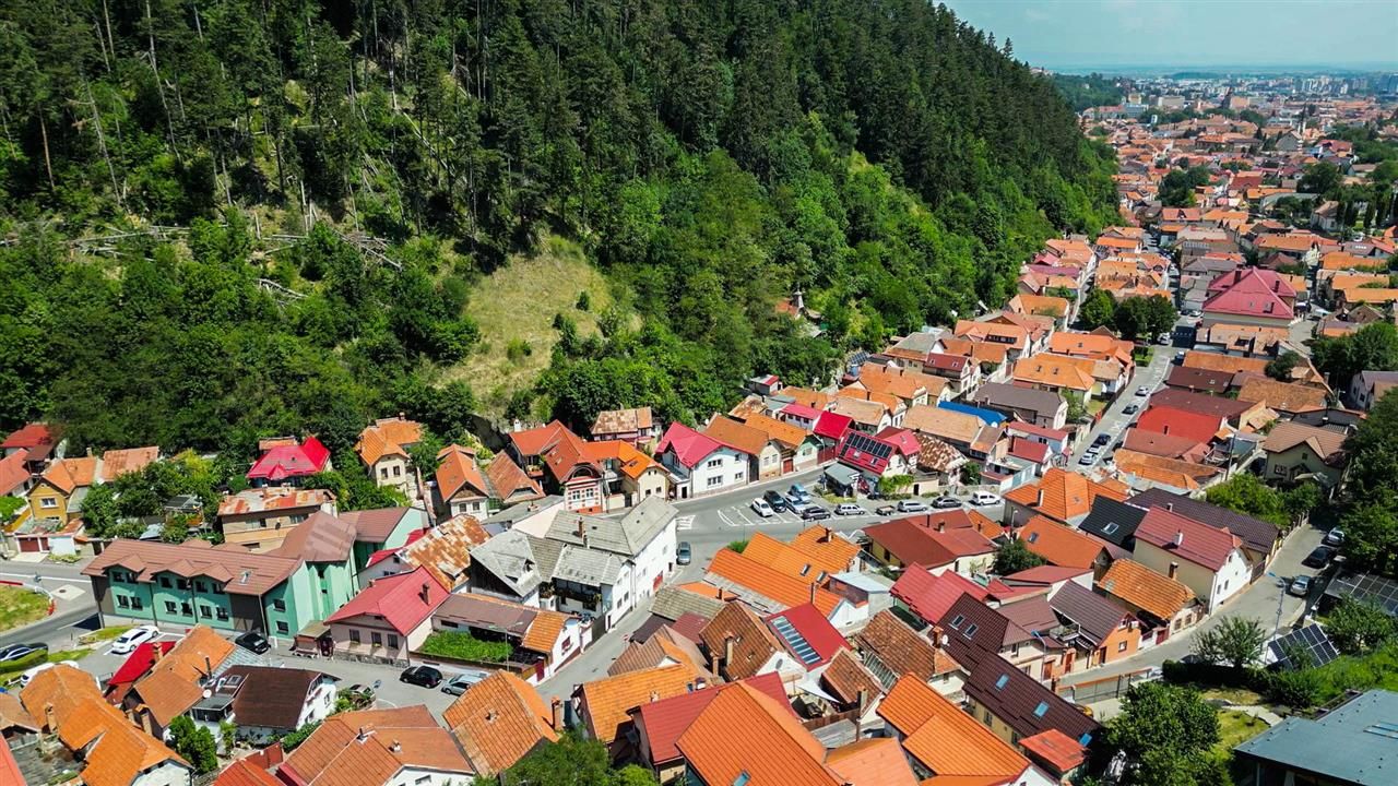 Oportunitate investitionala/ rezidentiala in Centrul Istoric Medieval - Poză 12