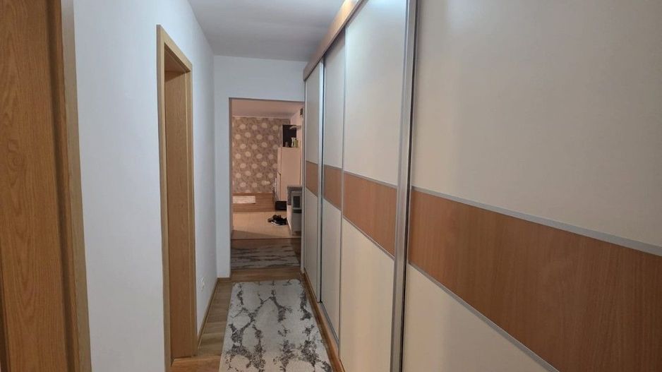 Apartament modern 3 camere Torontalului, Parcare subterană - Poză 11