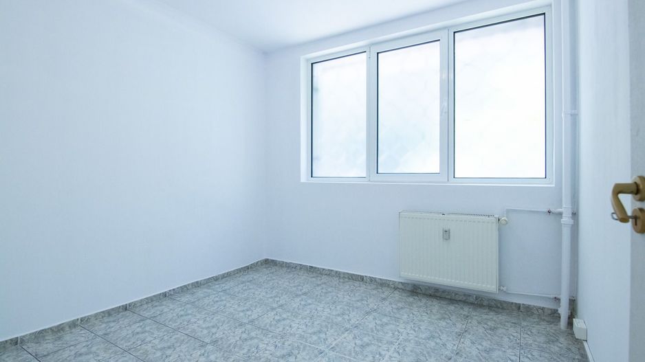 Dr. Taberei Bucla, Spatiu de birouri, doar firme, 4 camere, mutare imediata! - Poză 5