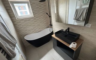 Apartament cu 3 camere, 80mp, parcare, boxa, Zona Maurer - Poză 9