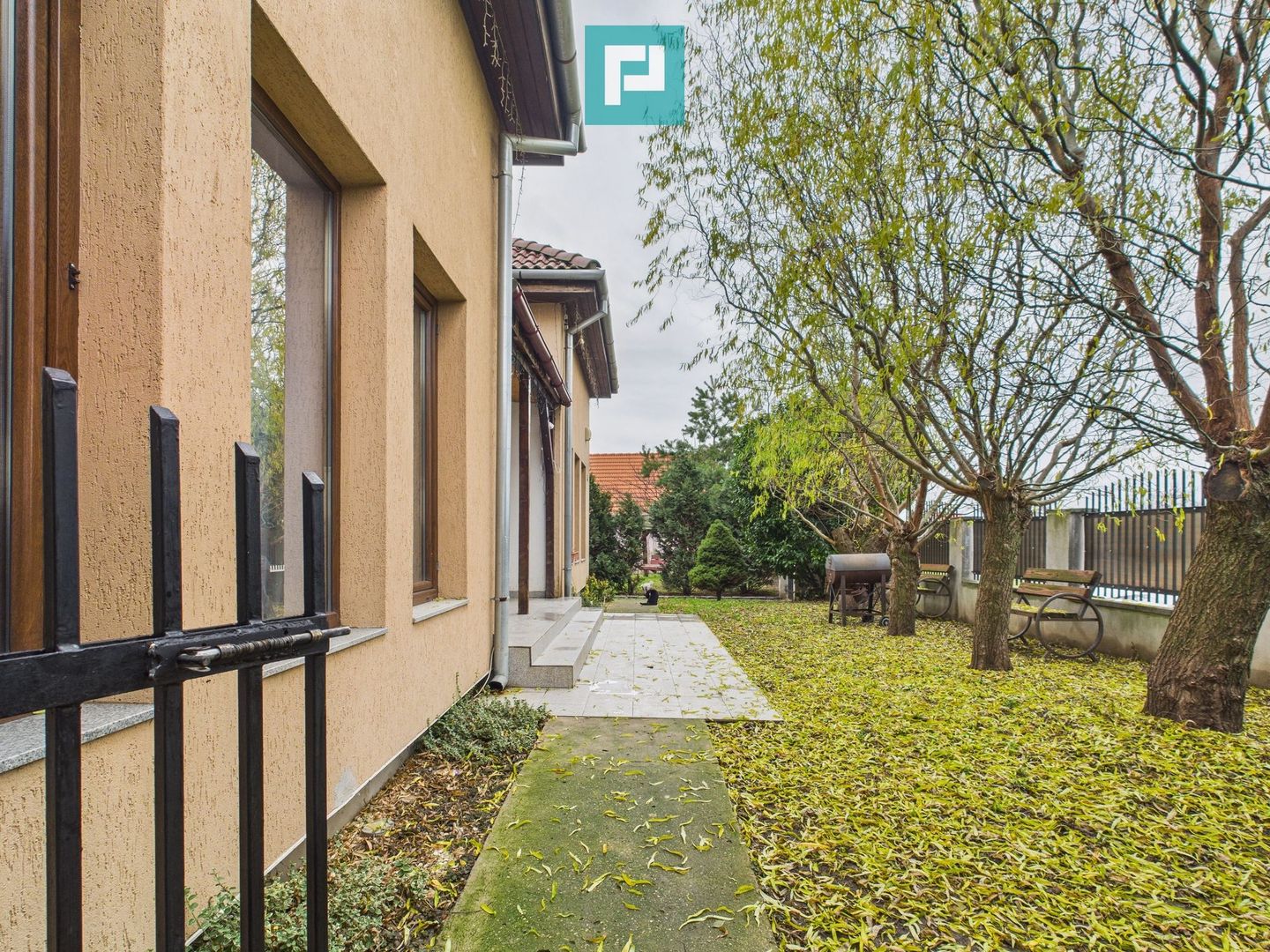 Casă individuală spațioasă, la 10 km de Timișoara - Poză 26