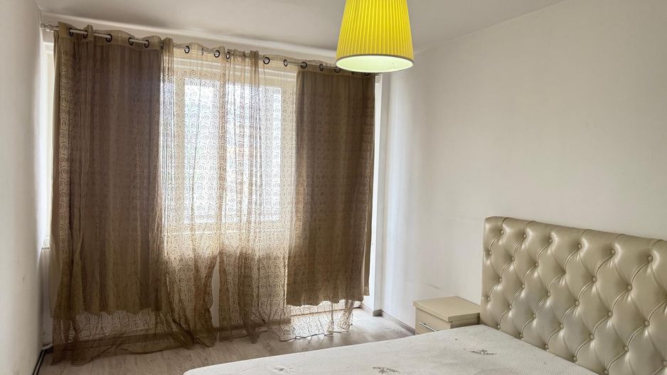Vanzare 3 camere Ștefan cel Mare - Poză 2