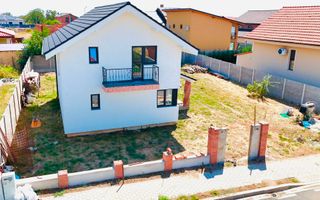 Casa individuala P+M Giarmata 584 mp 22 front, interior la alb - Poză 9