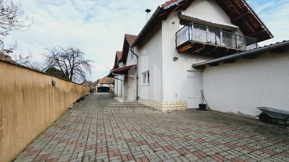 Casa tip duplex de inchiriat, Barabant - Poză 1