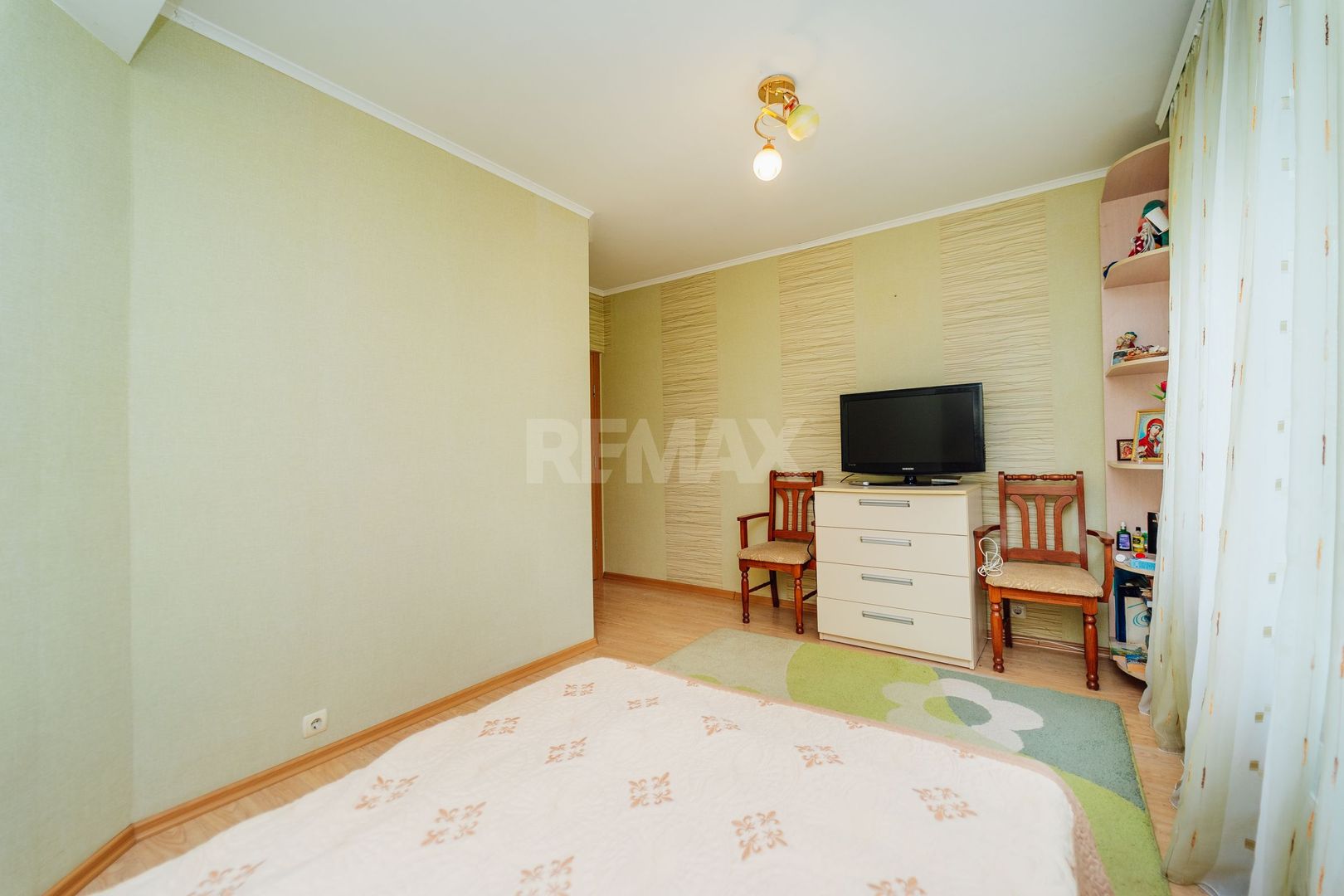 Casa cu 3 nivele Bălțata gata de trai - Poză 10
