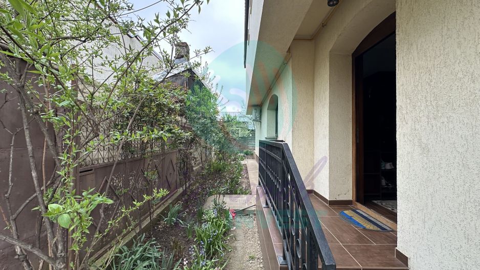 Vila 2013, bine compartimentata, aproape de metrou - Poză 6