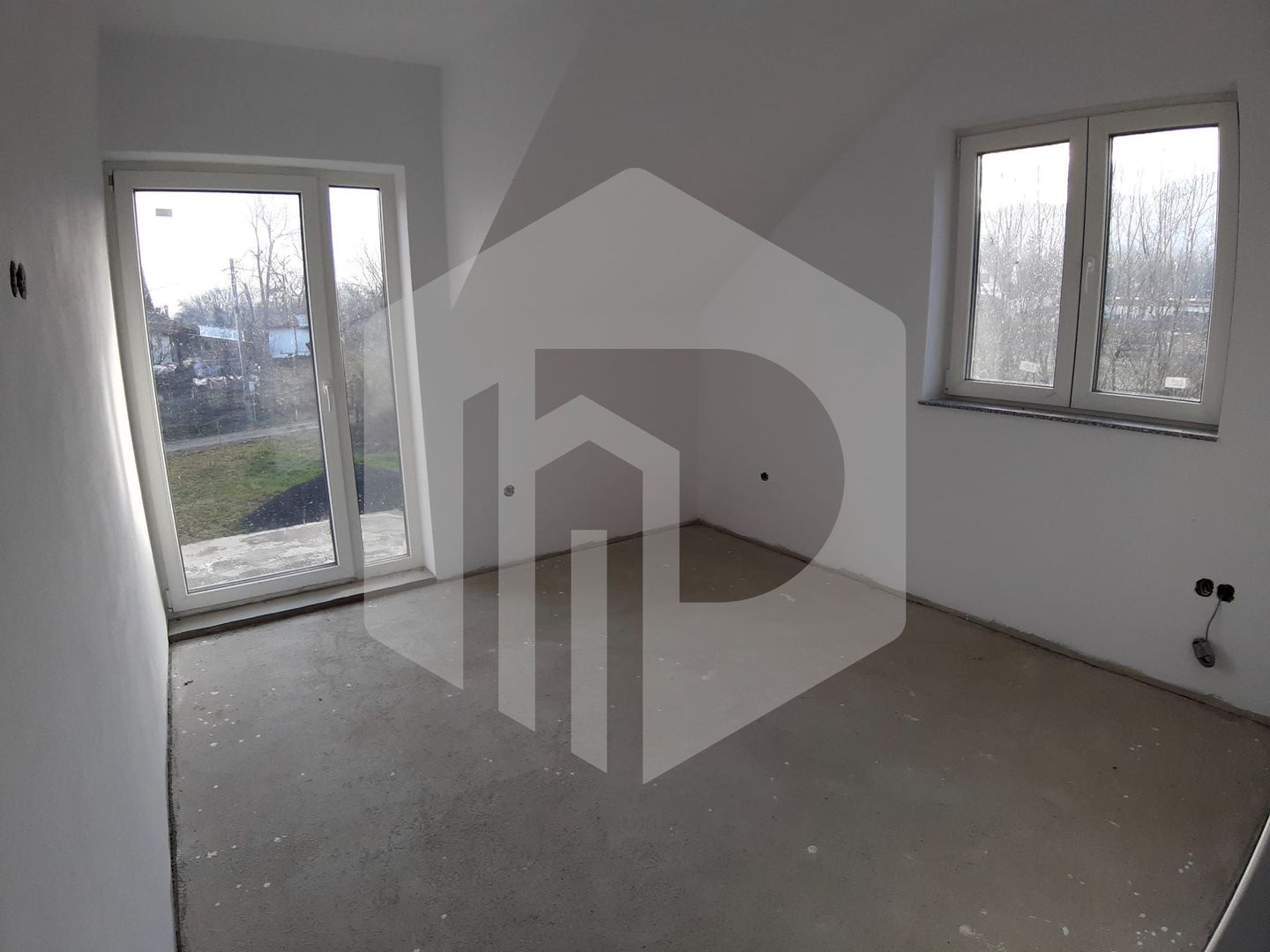 Casa individuala in Tocile-Sadu / 1400 mp teren. 4 dormitoare - Poză 10