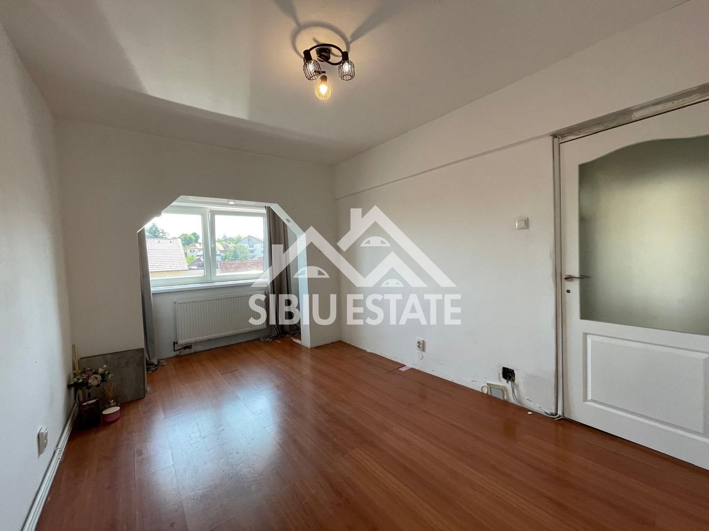 Apartament 2 camere decomandate Ștrand 54 mp Ideal pentru investitie - Poză 1