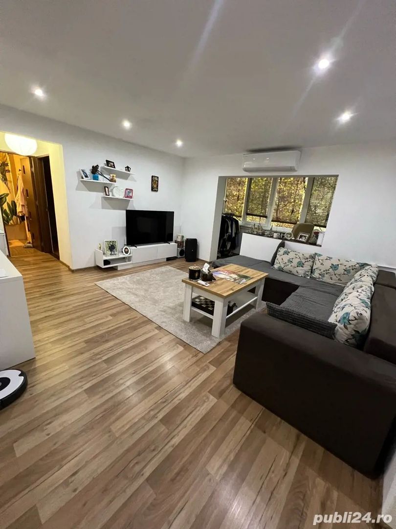 Apartament 3 camere Lipovei etaj 2 - Poză 2