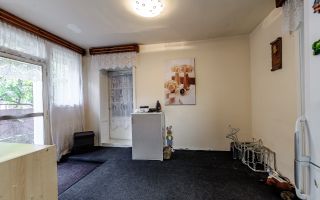 Șansă pentru familie mare apartament la casă, cu teren, Bujac. - Poză 7