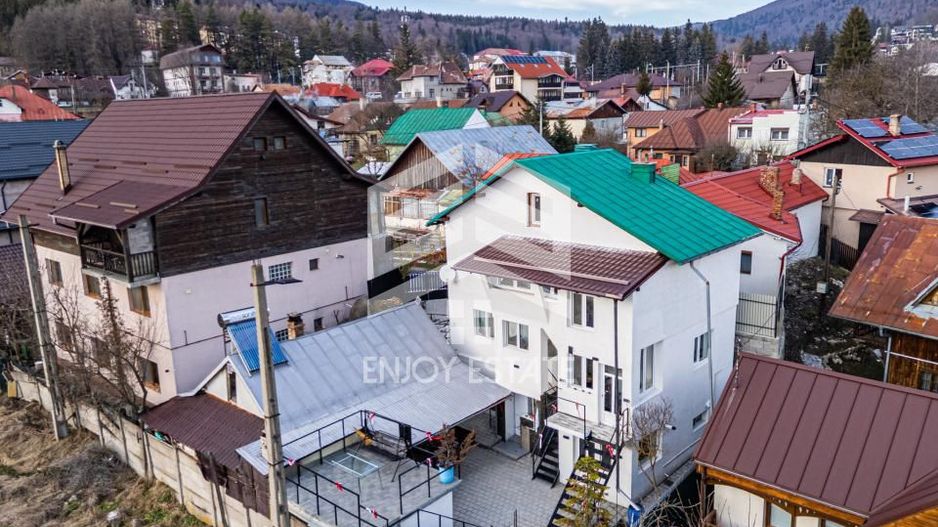 Casă individuală, vedere către Bucegi, la 300 m de Centru, Gară sau Cantacuzino - Poză 37