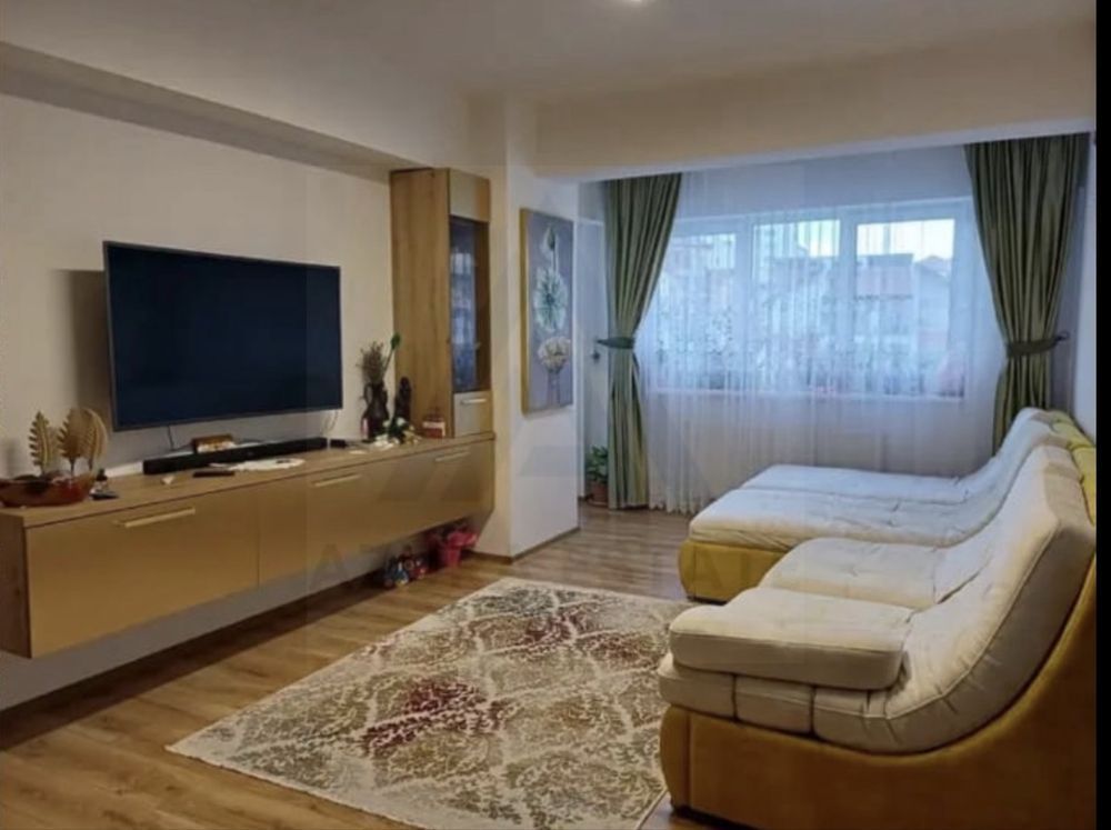 Apartament 3 camere 77mp Etaj 1 balcon 8 mp Bulevardul Mihai Viteazu - Poză 1