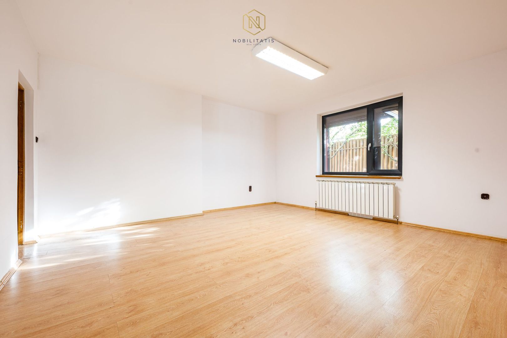 Inchiriat - Spatiu birouri 135 mp | Curte privata, 6 locuri parcare - Poză 24