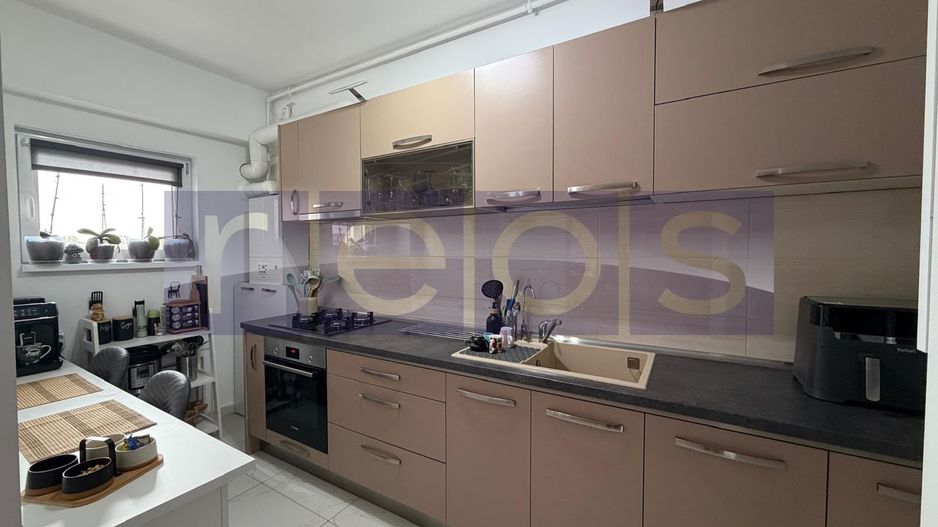 De vanzare 2 camere încălzire în pardoseală | Zona Pantelimon - Poză 8
