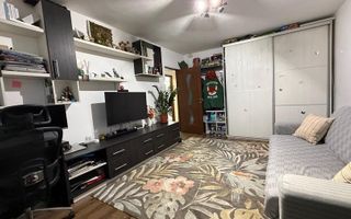 Apartament 3 camere decomandat - Poză 6