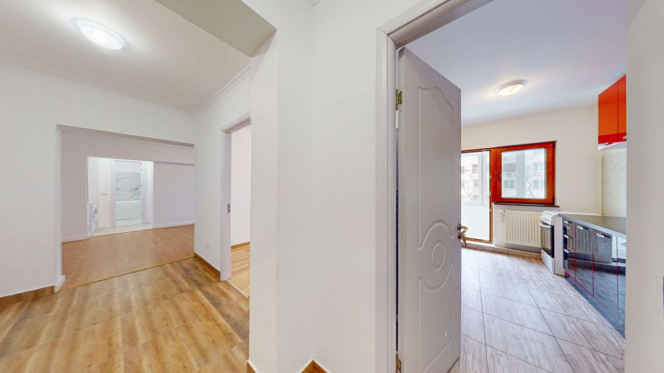 LACUL TEI - Circa 7 | 3 Camere Renovat | 1/8 | 73mp | 1983 - Poză 7