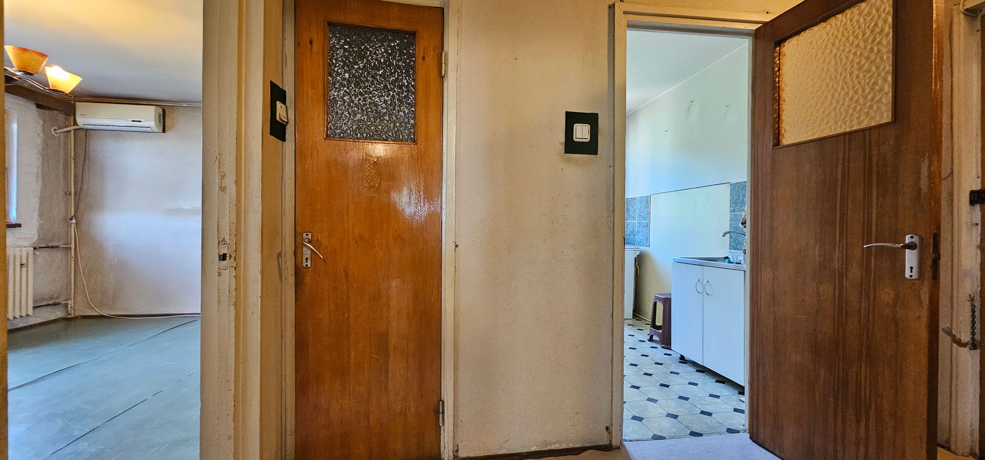 Apartament de 4 camere decomandate - Aleea Costinesti - Poză 8