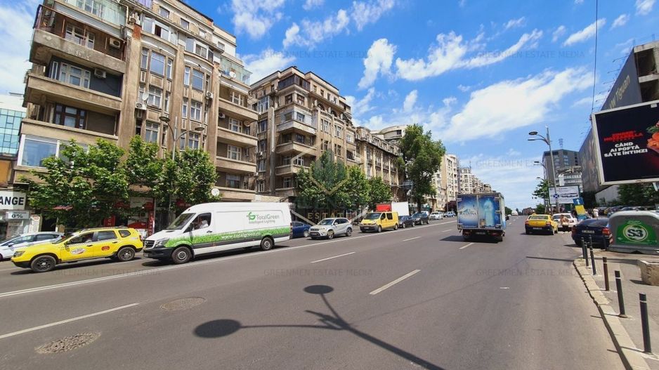 Piata Unirii - Unirii Shopping Center, renovat complet, 3 balcoane, bloc 1996 - Poză 25