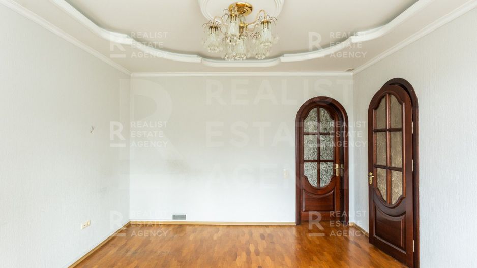 Chirie, oficiu, 4 nivele, 11 odăi, str. Mazililor, Botanica - Poză 10