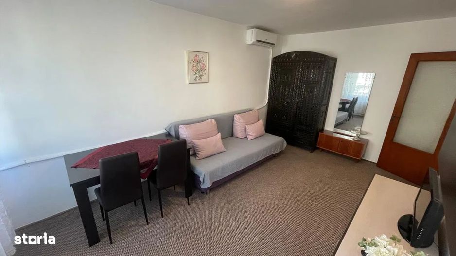 Vanzare apartament 2 camere - Poză 1