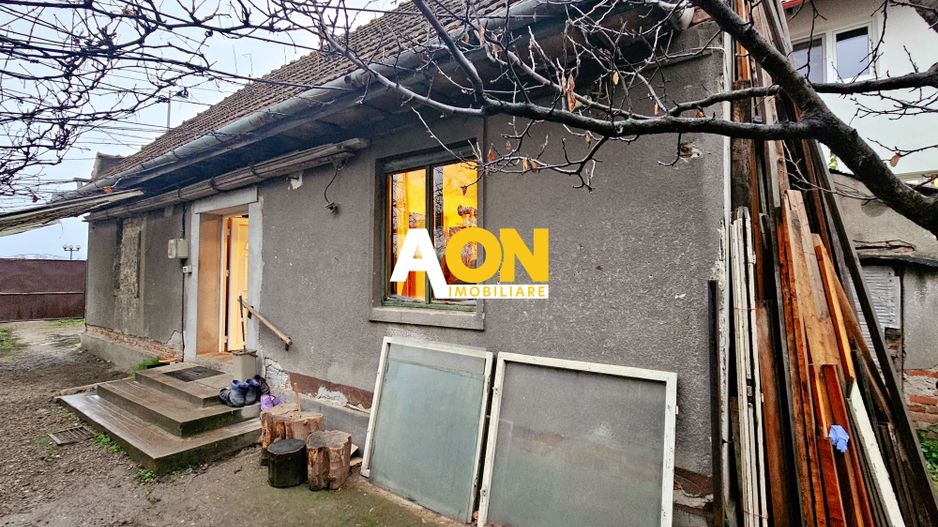 Casa cu doua corpuri, 5 camere, 1580 mp teren, Dealul Furcilor - Poză 17