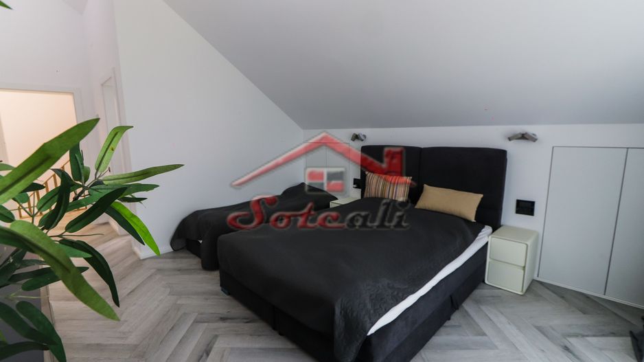 VILĂ MODERNĂ DE LUX CU PISCINĂ, FOTOVOLTAICE ȘI FOIȘOR – BREAZA - Poză 74