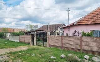 Casa cu teren 1439 mp de vanzare in Gurbediu, Bihor - Poză 2