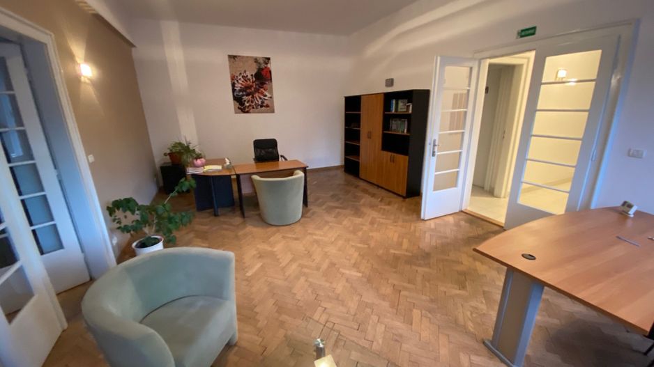 Spațiu de birouri de 143mp de închiriat în zona Central - Poză 8