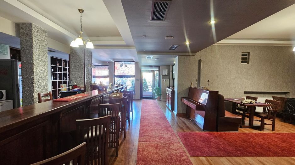 Pensiune cu lift și restaurant – zonă premium Delfinariu/Constanța - Poză 10