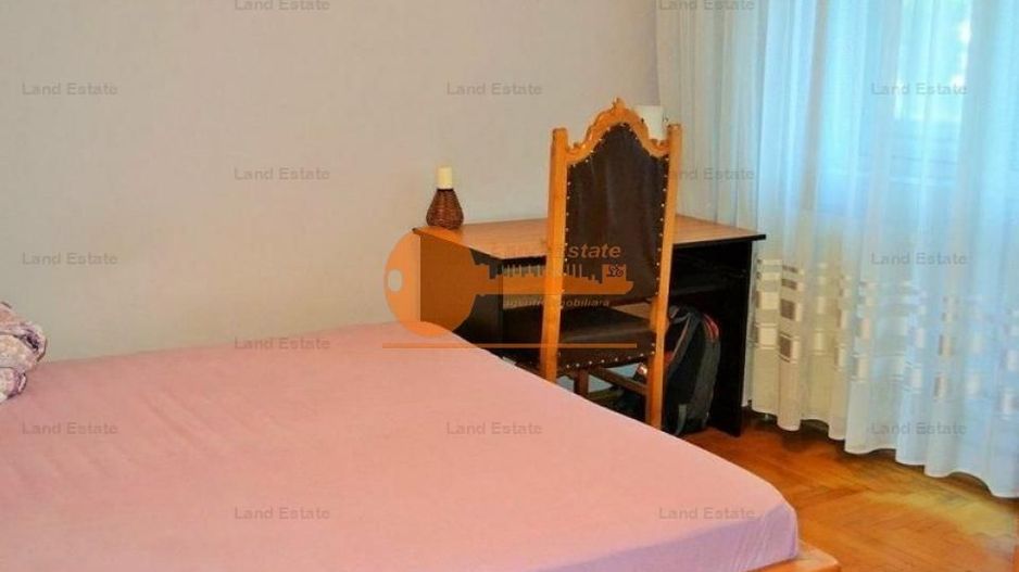 4 camere Piata Victorie - 100 mp - Poză 4