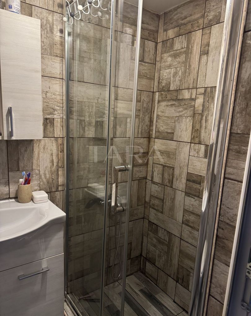 Apartament cu 2 camere, renovat complet, Gheorgheni. - Poză 9