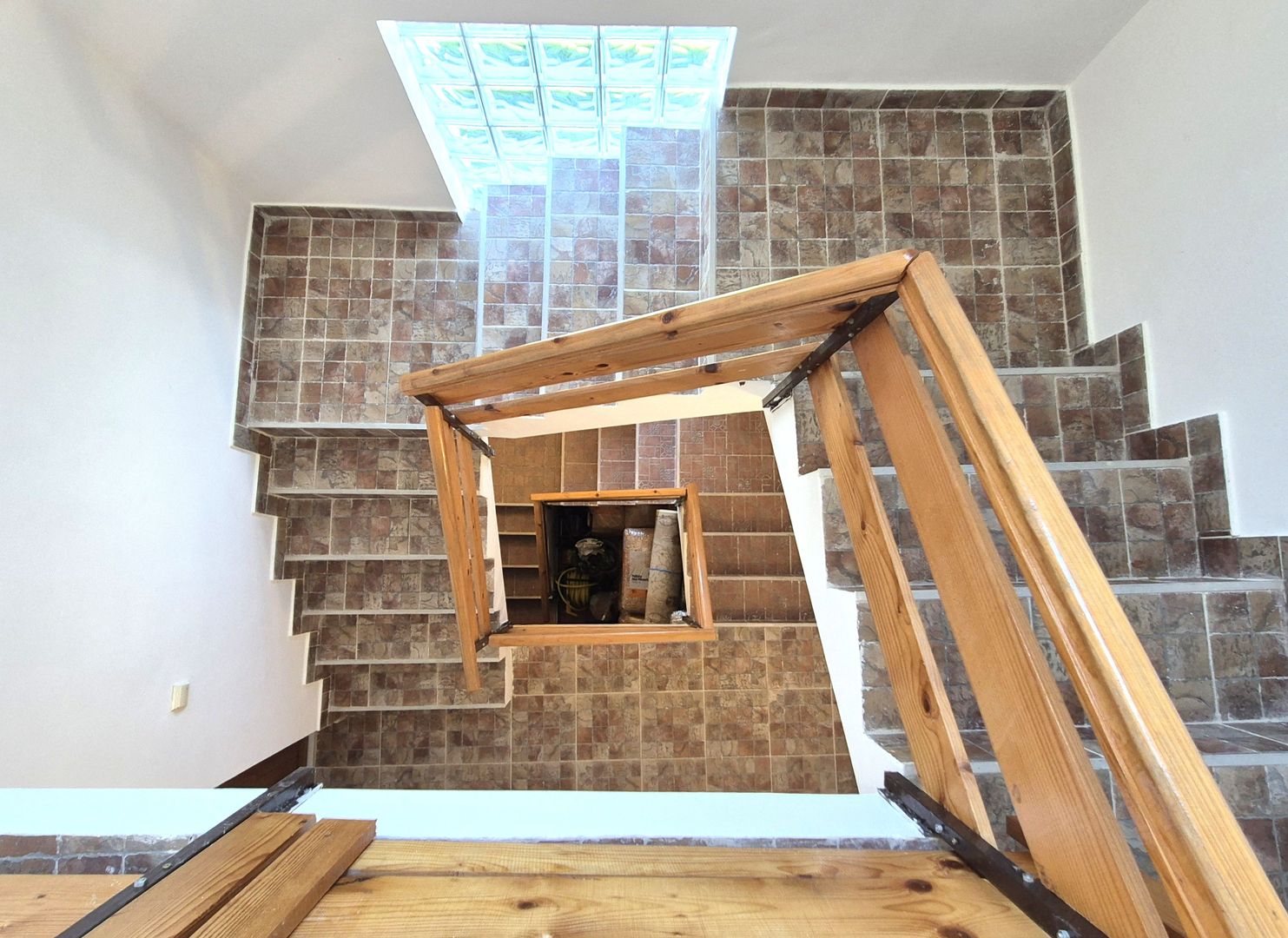 COMISION 0% - Casa cu view specataculos, D+P+M 236mp teren 436mp Campulung Arges - Poză 22