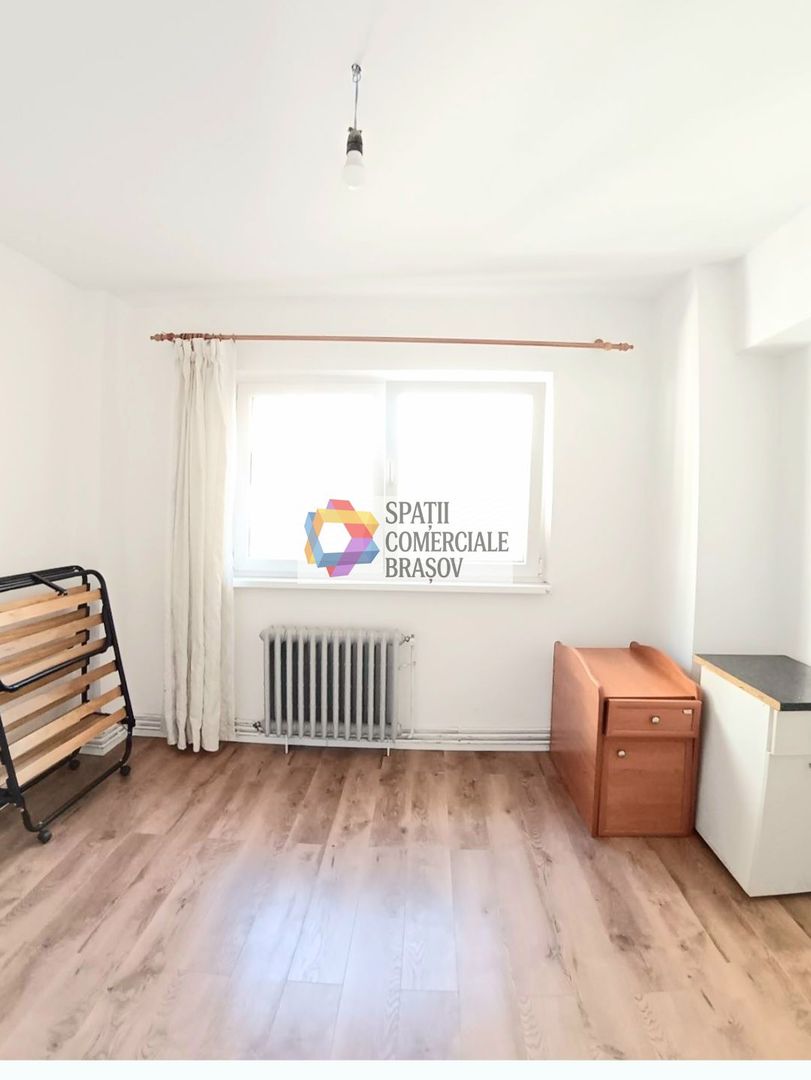 Apartament 3 camere de vânzare Brasov, zona Racadau, 77 mp, Spatii-comerciale-bv - Poză 3