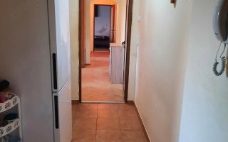 Apartament 3 camere zona Circumvalatiunii etaj 2 - Poză 5
