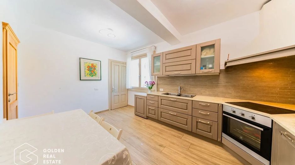 Cladire moderna in cartier exclusivist Romanilor, strada 9 Mai - Poză 15