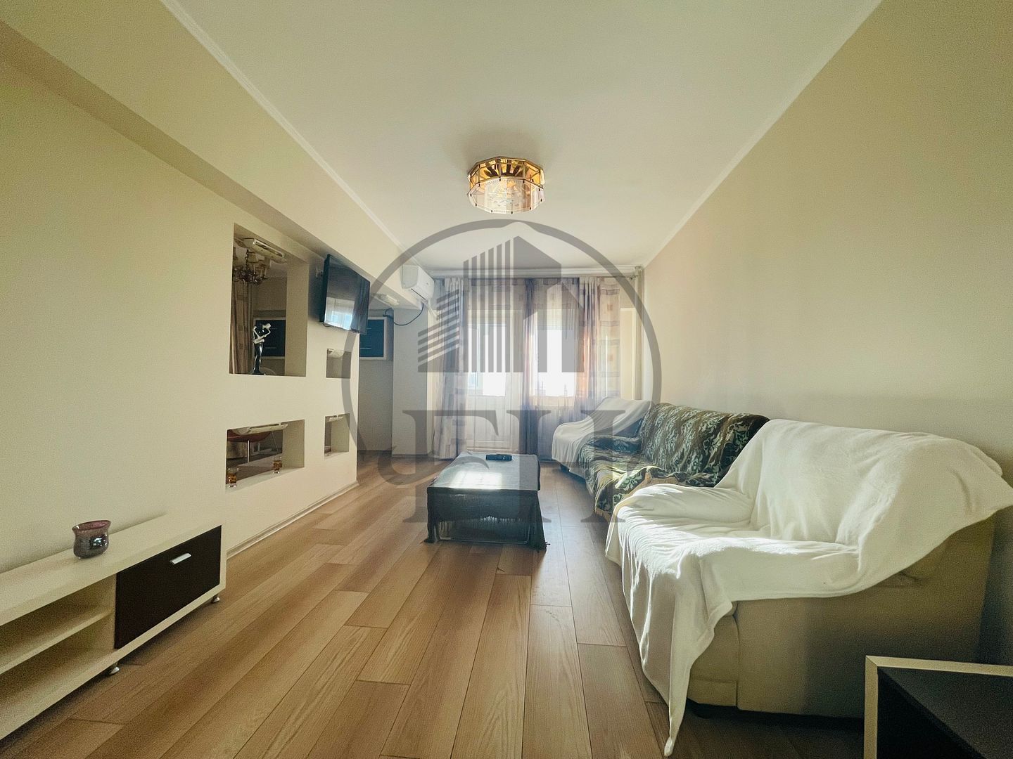 SOLD / VANDUT Apartament cu 4 camere de vânzare Mircea Cel Batran - Poză 4