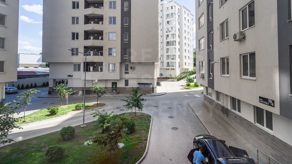 Apartament în bloc nou,  strada Doctor Tudor Strișcă, Botanica - Poză 13