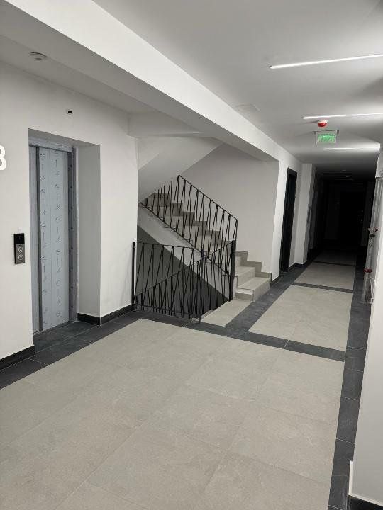 Pers fizică - Apartament de vis cu 3 camere şi vedere superba spre lac! - Poză 14