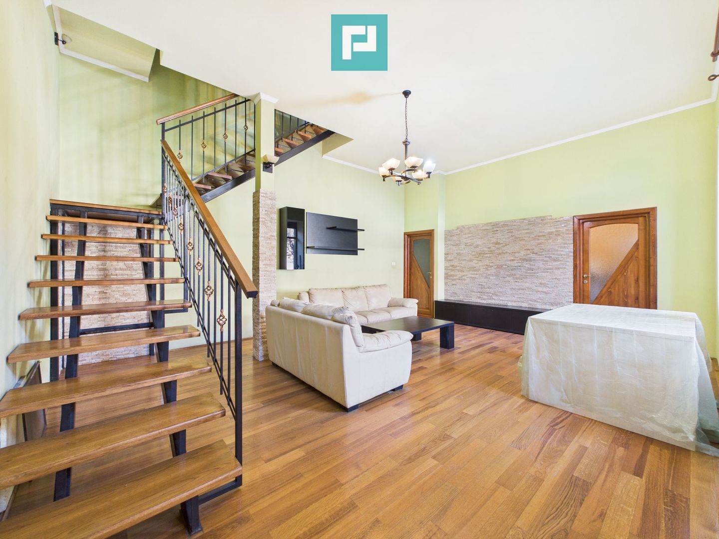 Apartament pe 3 niveluri - ultracentral, Arad - Poză 3