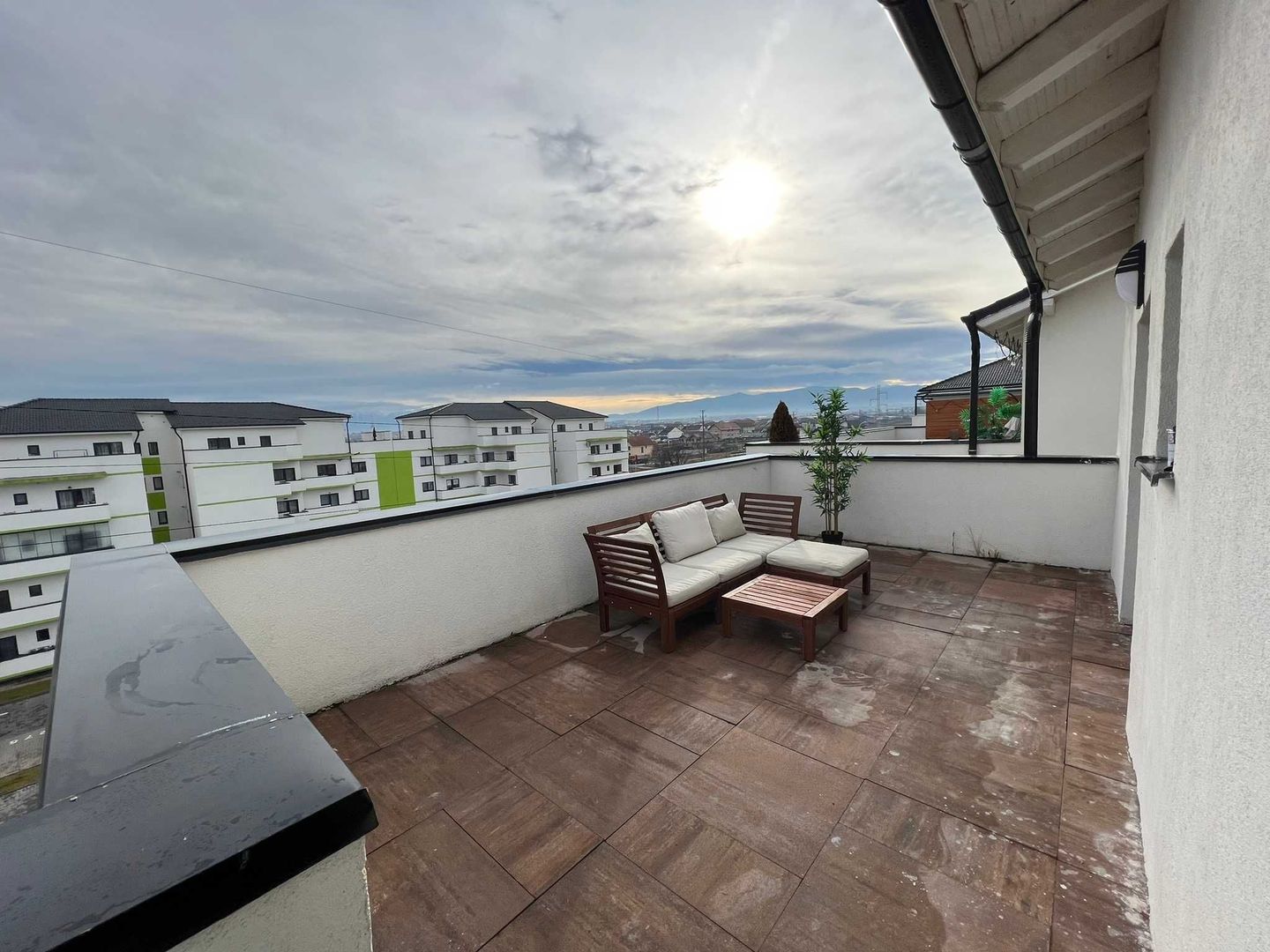 APARTAMENT 2 CAMERE - 2 TERASE - 2 LOCURI DE PARCARE | DEVENTER/ TINERETULUI - Poză 2