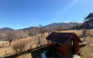 Casă tradițională cu 1800 mp teren  în Sohodol, Bran | Priveliște superba - Poză 9