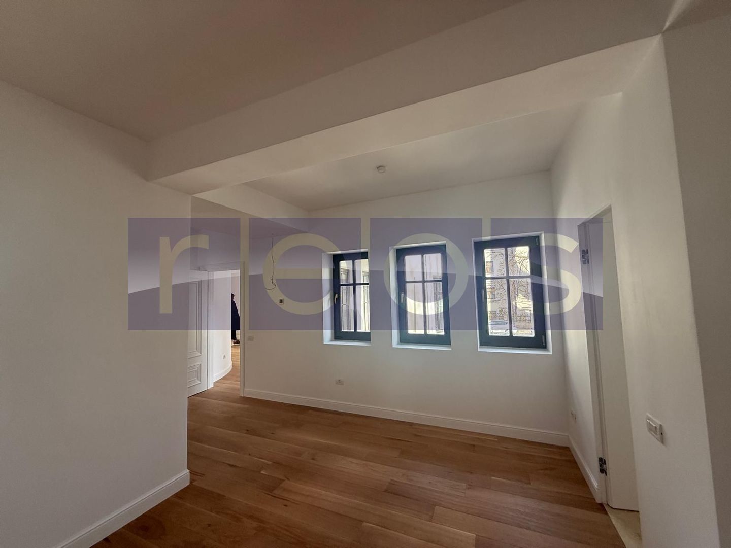 INCHIRIERE VILA DEOSEBITA | CAPITALE | NOU RENOVATA | IDEAL AMBASADA - Poză 17