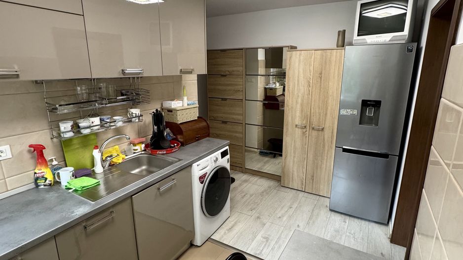 Centrala proprie zona Vitan, apartament 3 camere - Poză 1