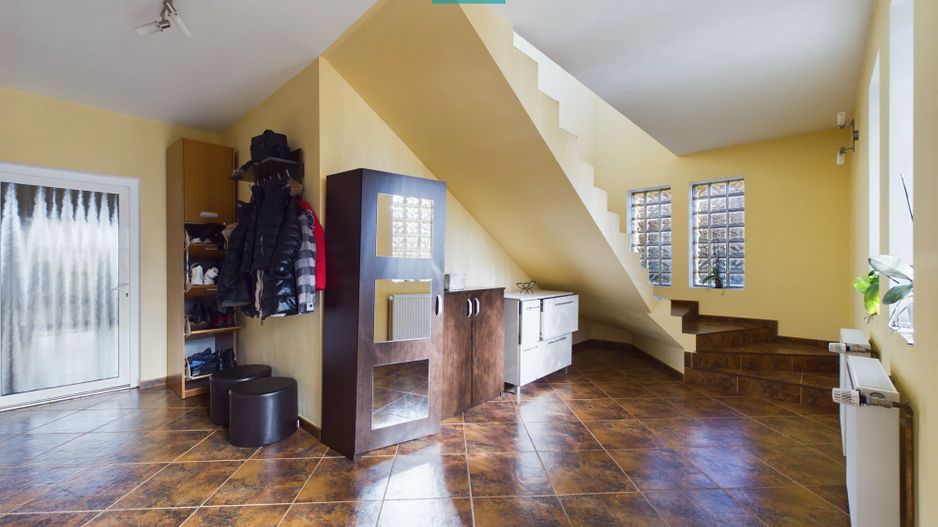 Casă P+E la cheie în Vladimirescu - Poză 3