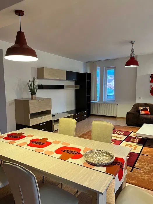 Apartament 3 Camere | 90 Mp+ 2 Balcoane + Parcare + Beci - Poză 2