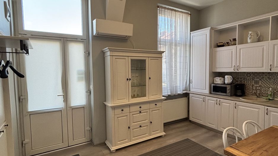 Apartament cu o camera în clădire istorică ,zona Maria - Poză 11