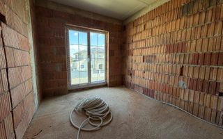 Duplex | 3 camere | Parter+Etaj | Toate utilitatile | Sanandrei | - Poză 6