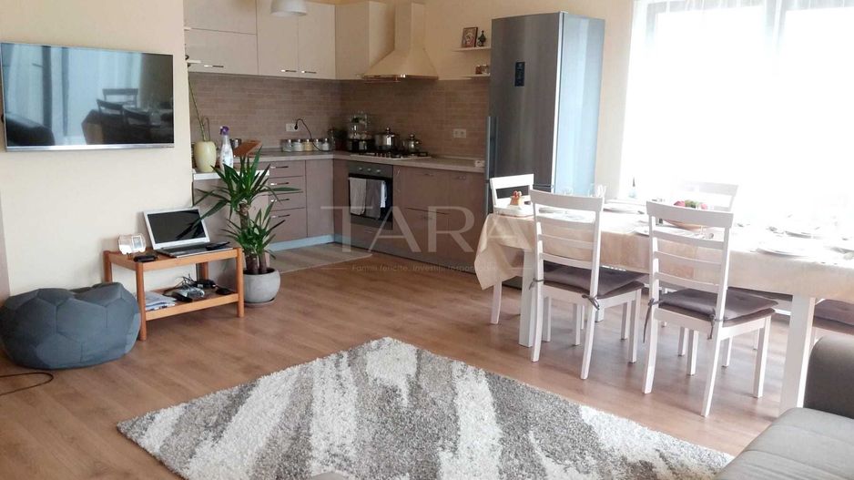 Vânzare apartament si curte in zona Lidl - Poză 4