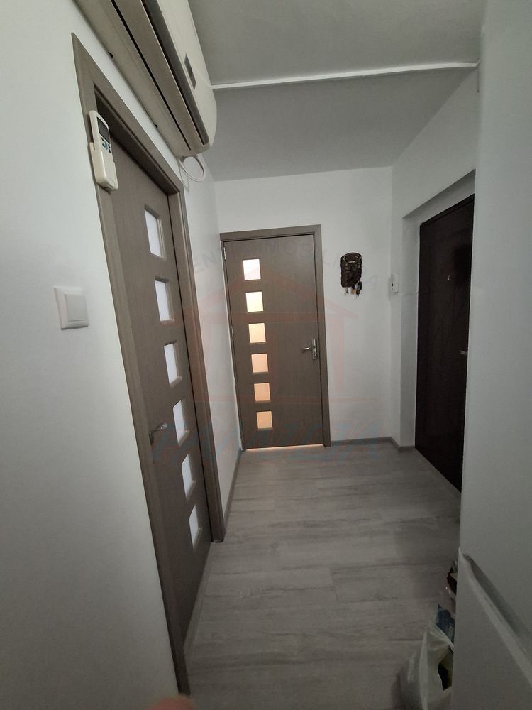 📍De închiriat 2 camere, Micro 20, 350 Euro/luna - Poză 1