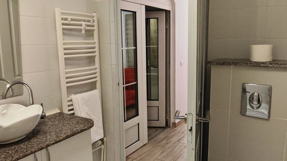 Studio situat in casa,mobilat, ASTRA 420 euro cu UTILITATI INCLUSE - Poză 5